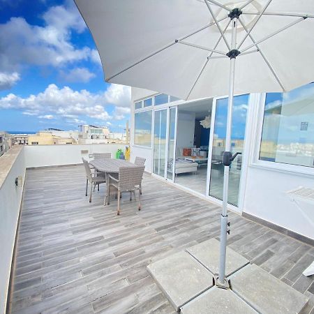 Penthouse "Maltese Scent" Apartment Mellieha Exterior photo